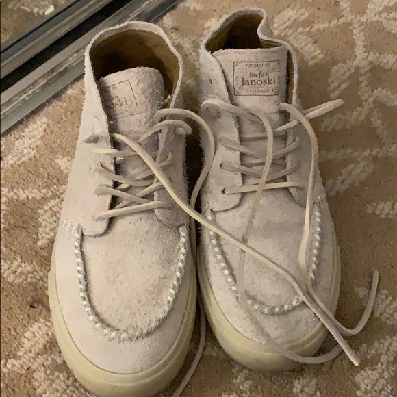 Nike Shoes - Nike Skater shoes men’s size 8